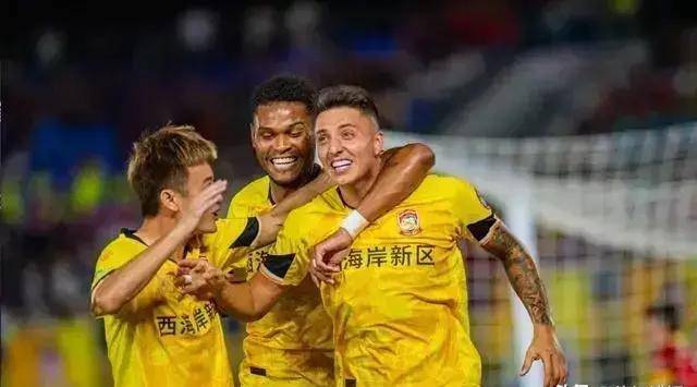 大国德比强强对抗，备战中超赛场